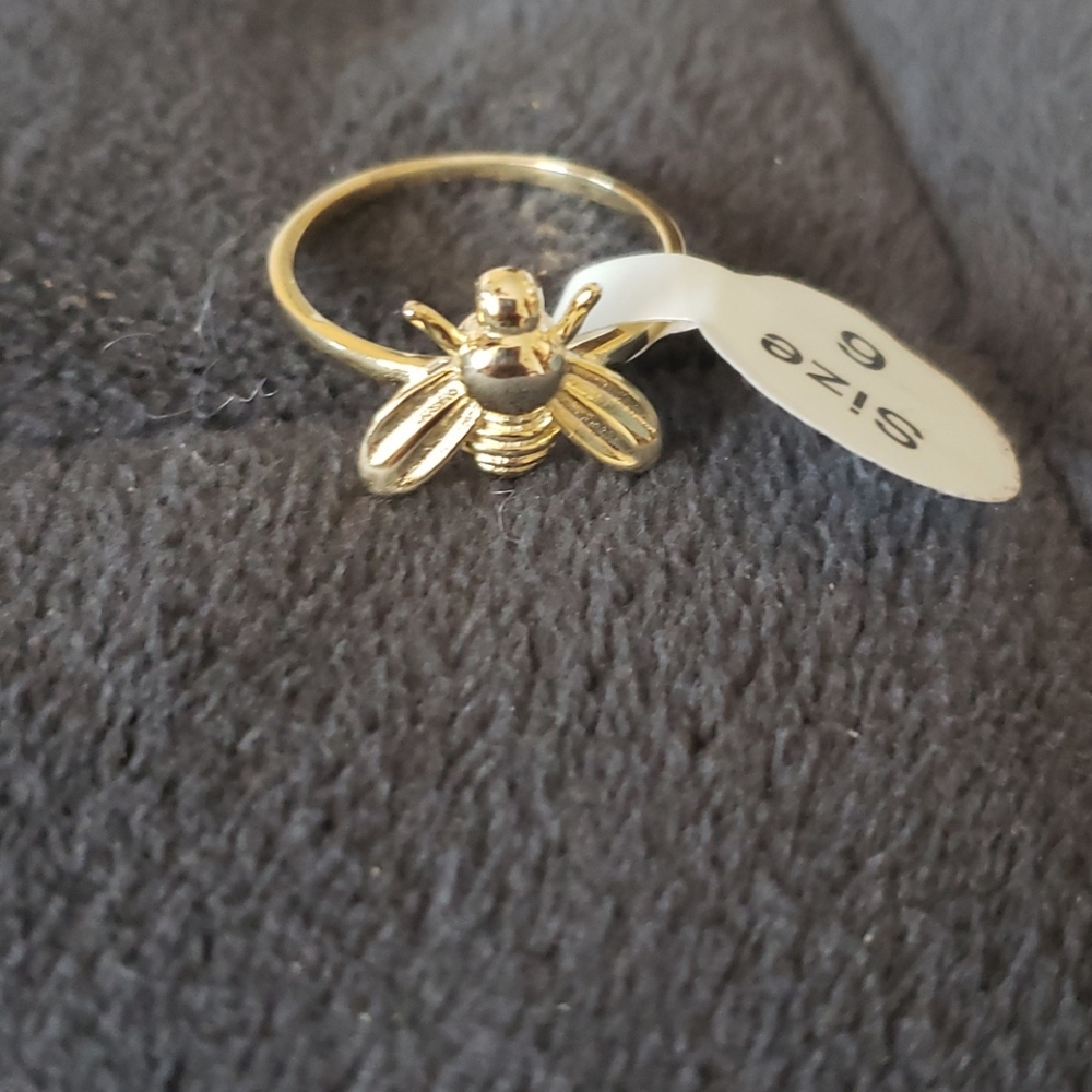 Gold plated bee ring